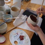 Atelier peinture sur céramique – Sur demande