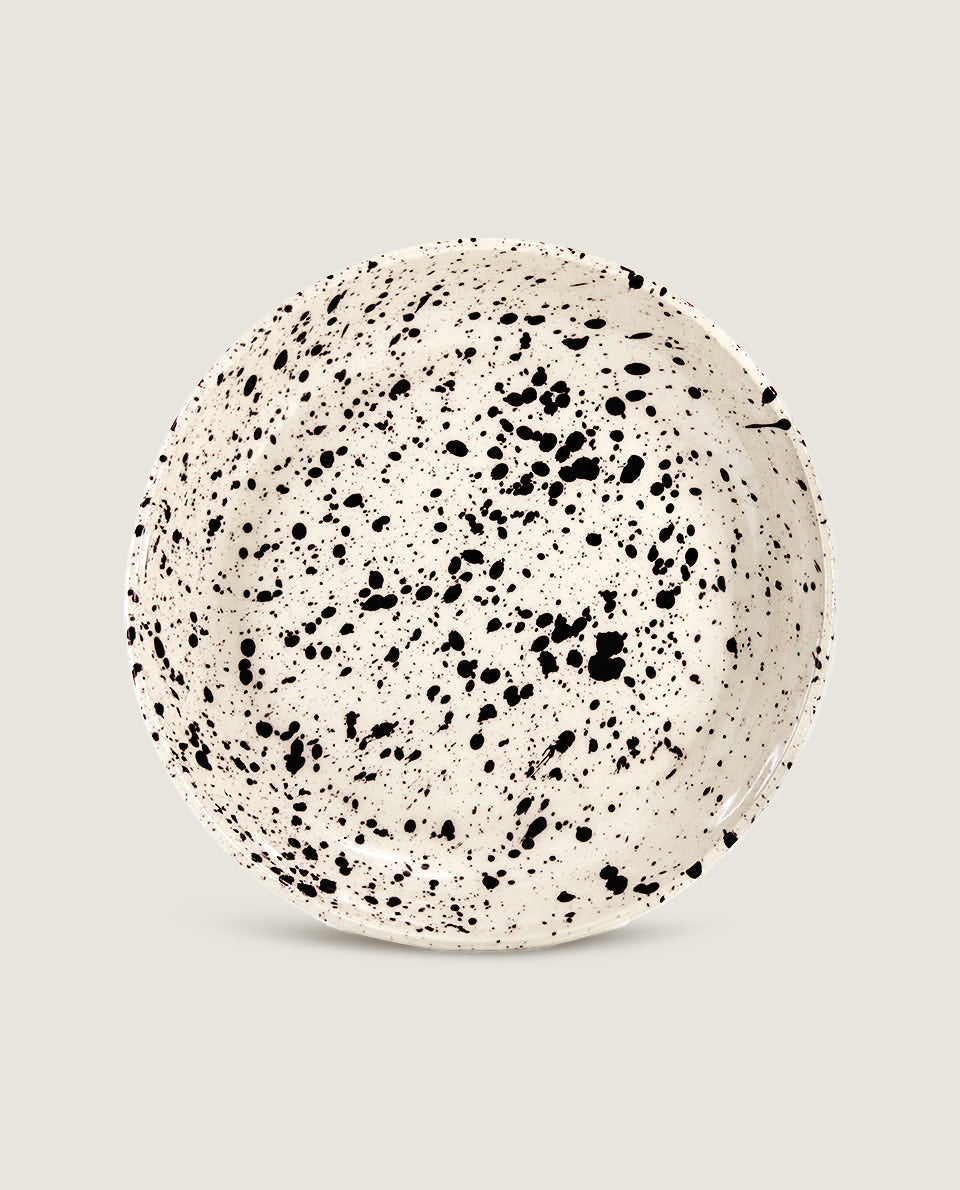 Black speckled pasta plate Ketti